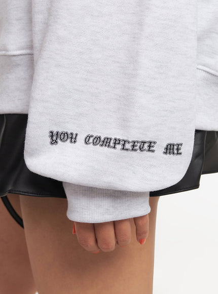 Off-Shoulder Cross Graphic Sweatshirt IA507