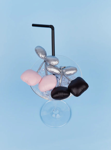 plush-cherry-keyring-im527