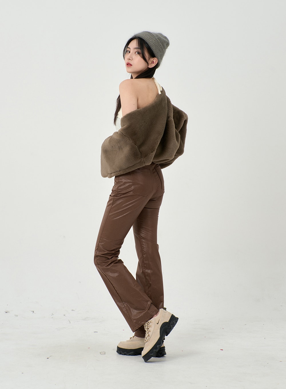 Faux Leather Straight Pants BD09 - K-Pop style | LEWKIN