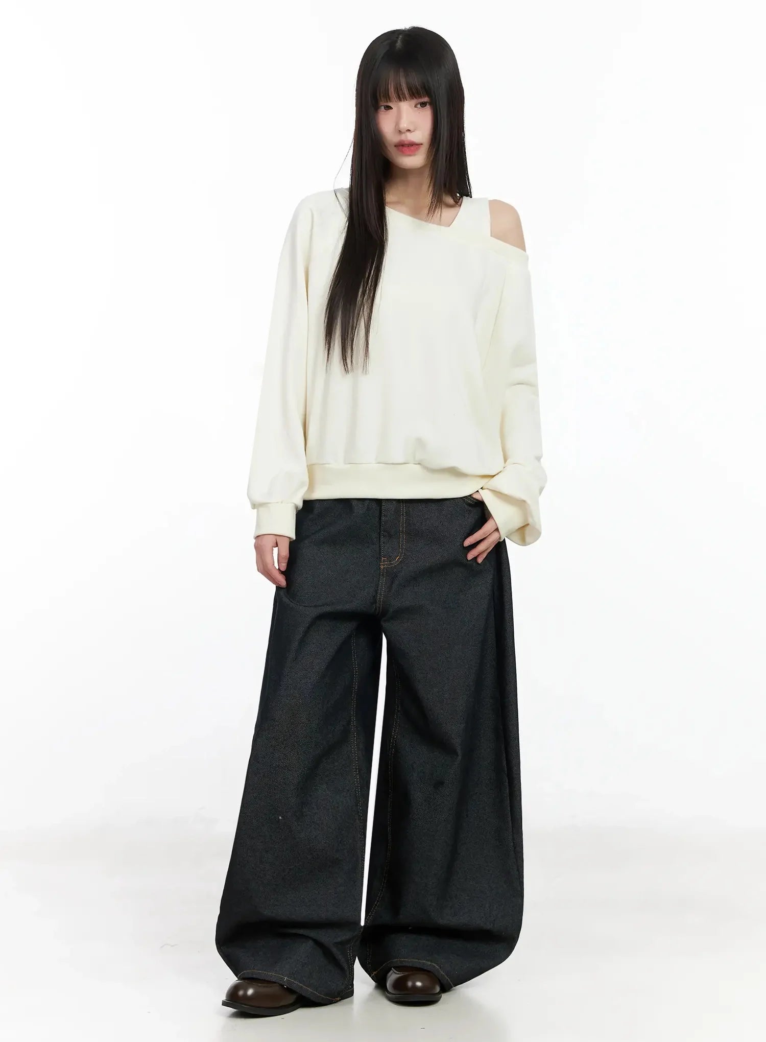 emiko-wide-leg-buckle-jeans-im523