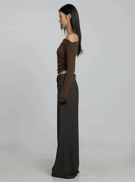 wide-leg-tailored-trousers-im520