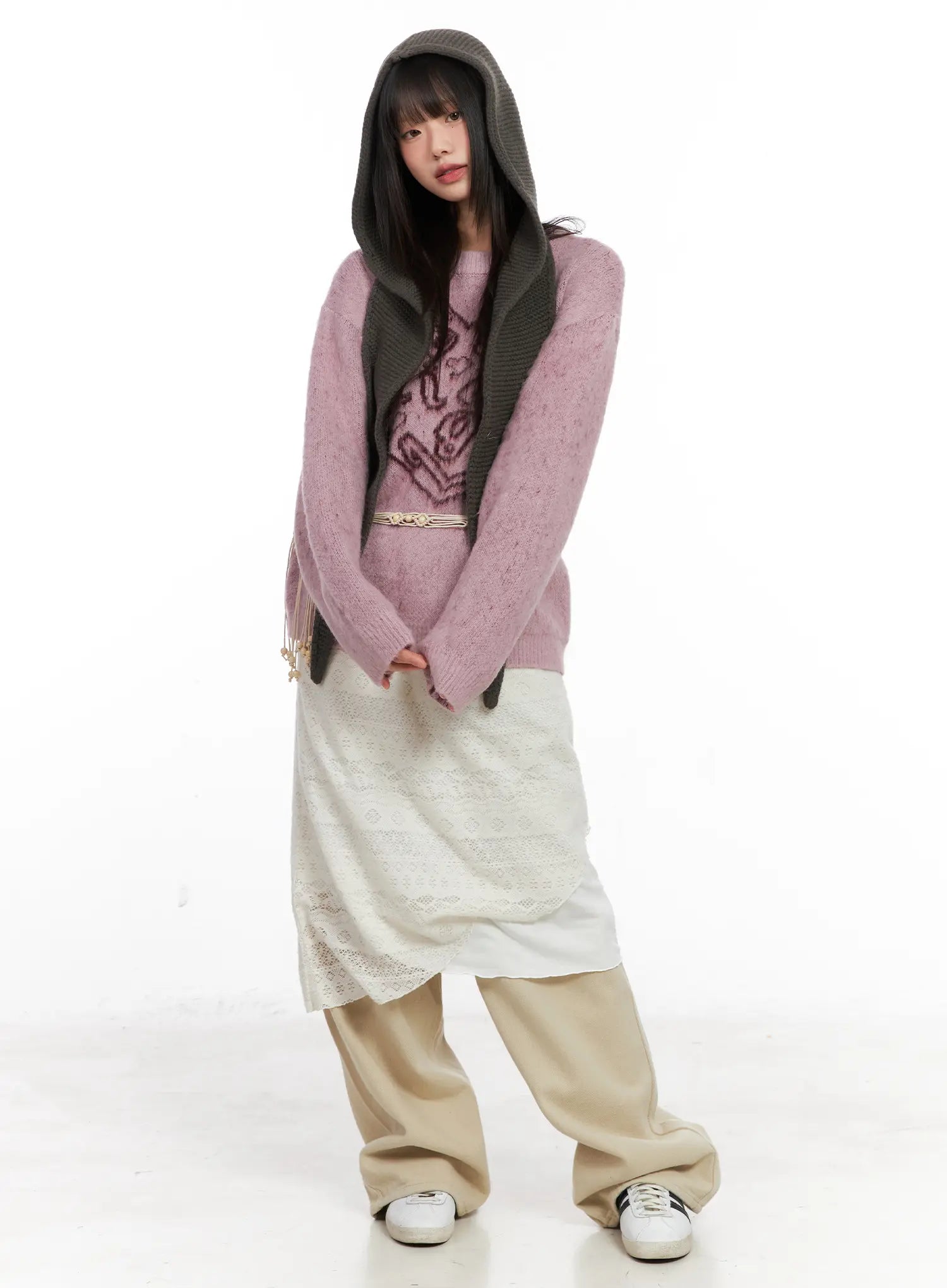 heart-graphic-knit-sweater-cn520