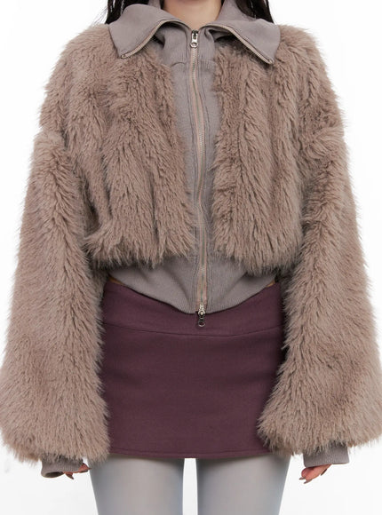 double-sided-faux-fur-crop-jacket-cn513