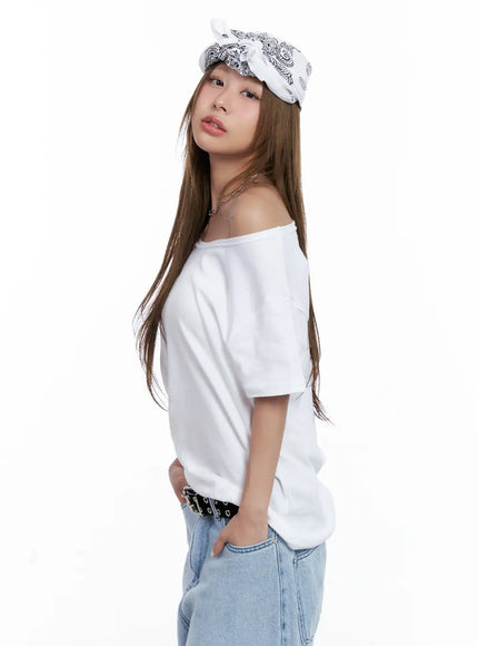 casual-off-shoulder-loose-fit-tee-cl511