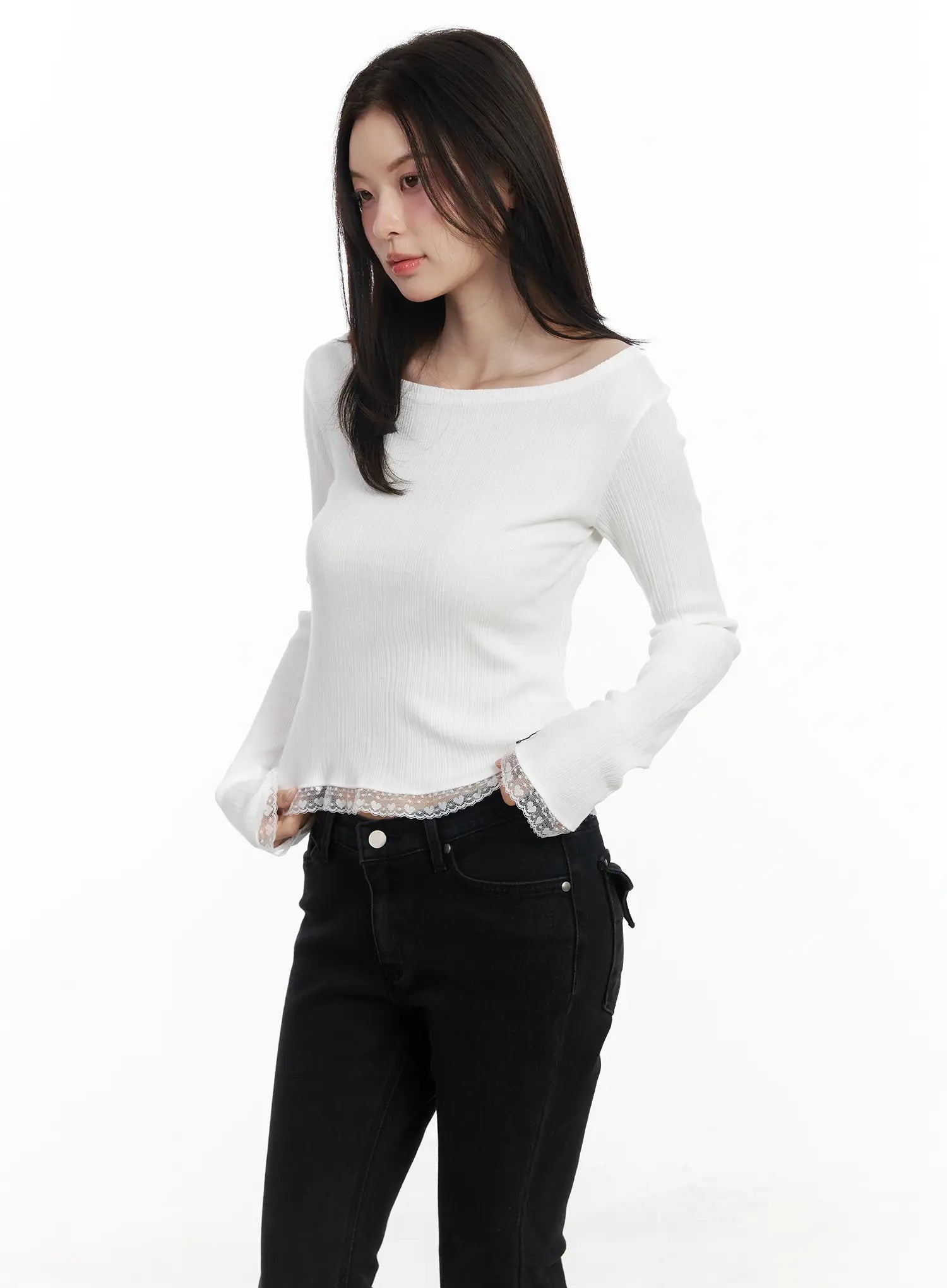 heart-lace-frill-hem-boat-neck-top-if520