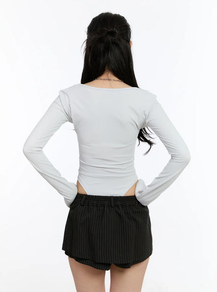 square-neck-layered-long-sleeve-bodysuit-ca507