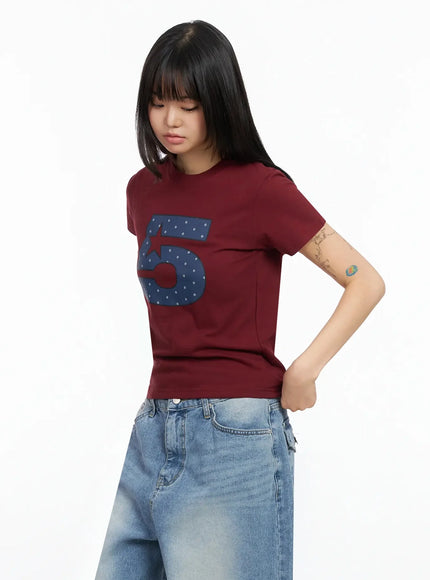 polka-dot-graphic-number-crop-tee-ia523