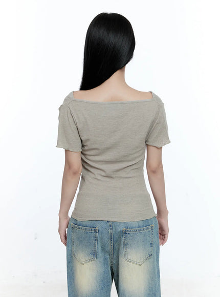 versatile-off-shoulder-shirred-top-cg507