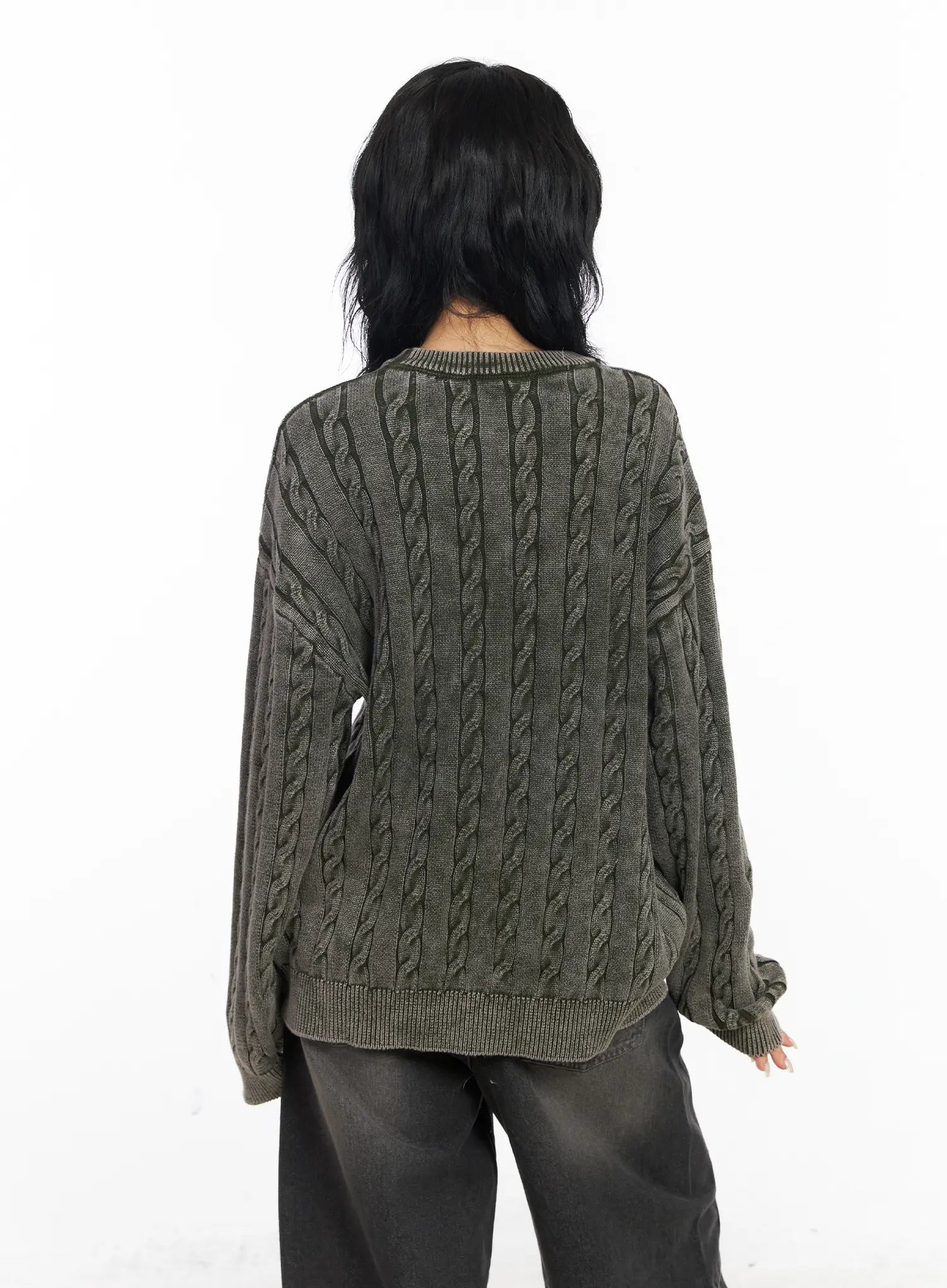 oversized-cable-knit-sweater-cj522