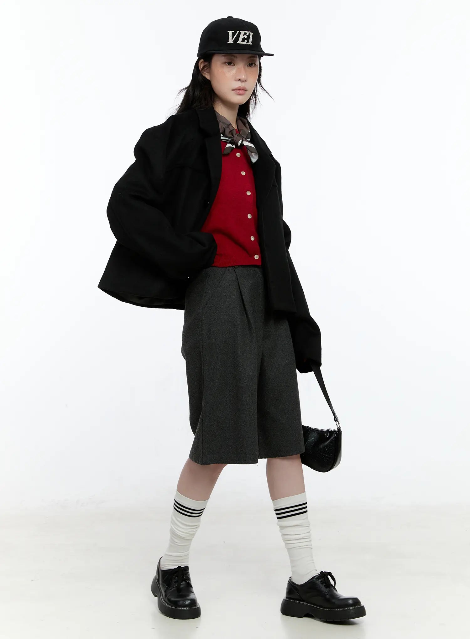 classic-round-neck-cardigan-cn517