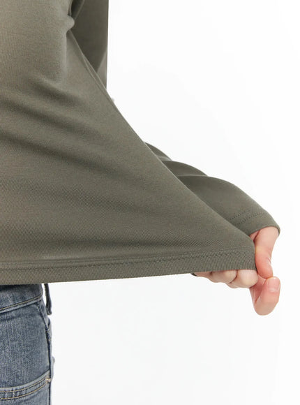 slim-fit-long-sleeve-crop-top-im523