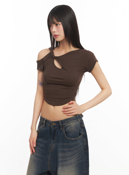 asymmetric-cut-out-crop-top-iy502