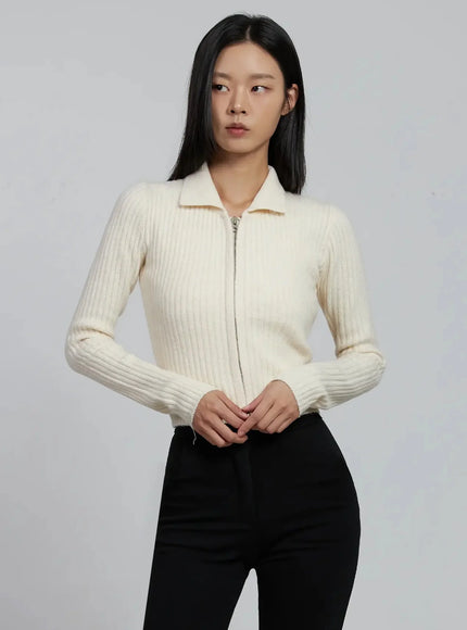 ribbed-knit-collared-zip-up-im520