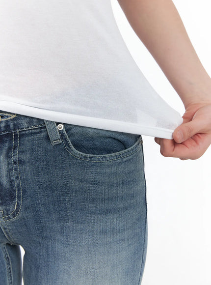 essential-white-halter-top-cm513