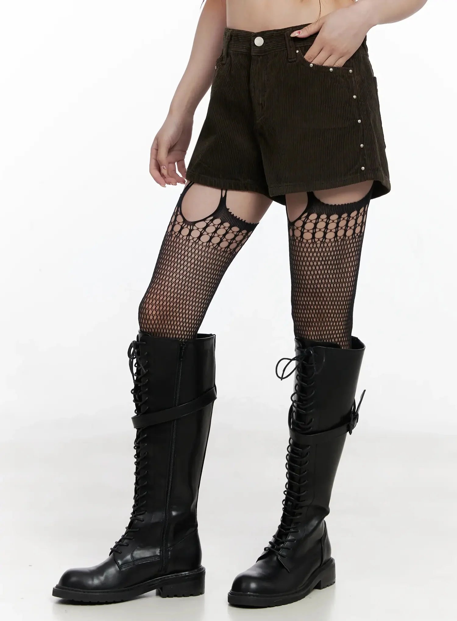 corduroy-studded-shorts-in525