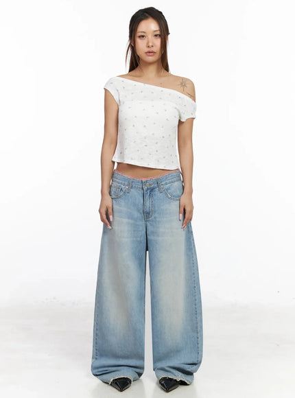 asymmetric-floral-off-shoulder-crop-top-iy514