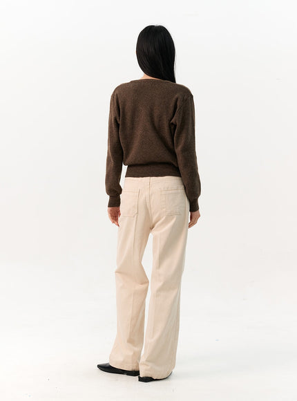 v-neck-sweater-io320