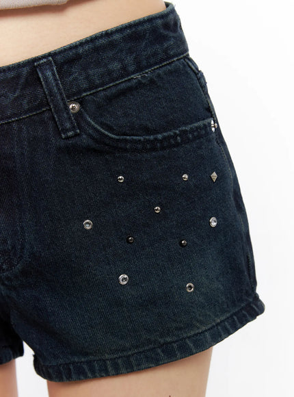 studded-washed-denim-shorts-cl530