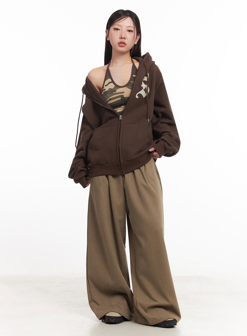 pintuck-belt-wide-leg-sweatpants-im528