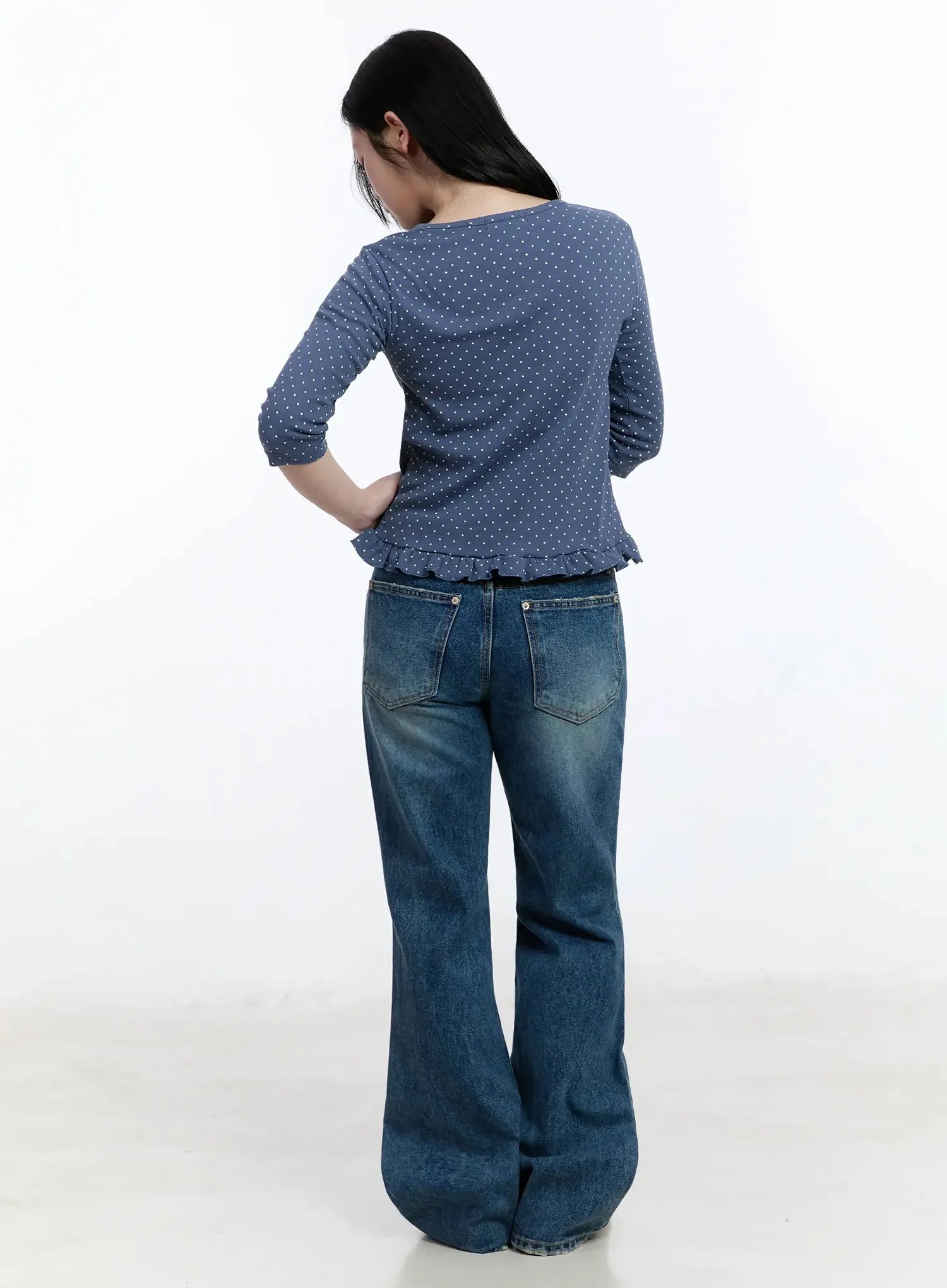layia-loose-fit-flared-bootcut-jeans-im513