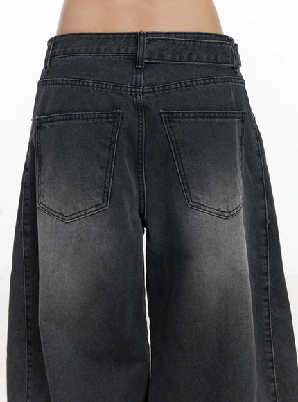 alana-belt-detail-baggy-jeans-cj530