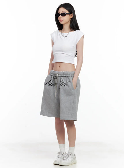 graphic-print-bermuda-sweatshorts-cl501