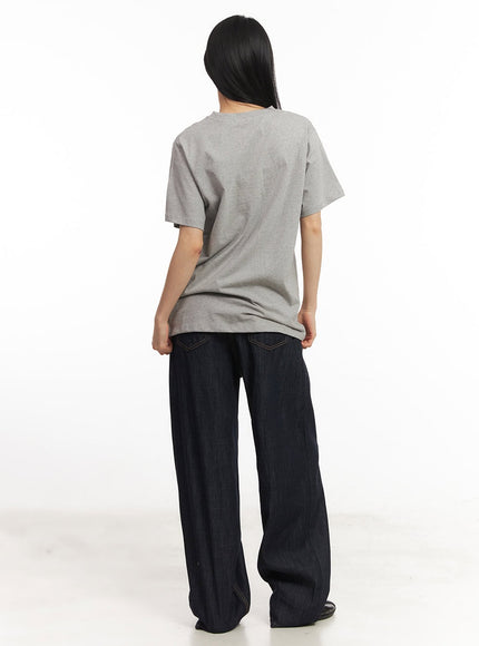 change-casual-graphic-top-ca504