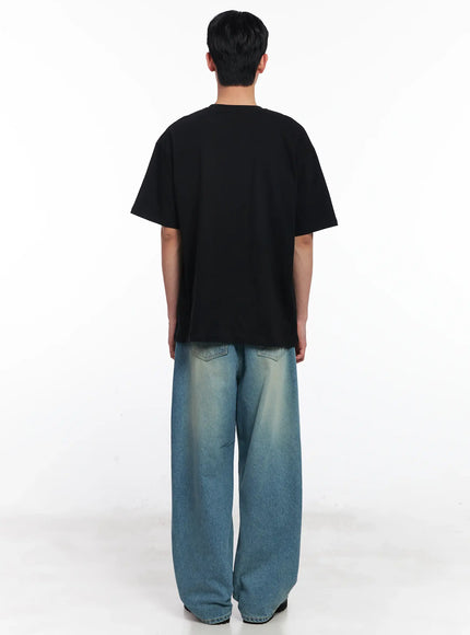 mens-relaxed-light-blue-wash-jeans