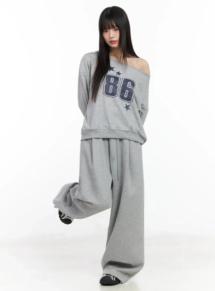 86 Sporty Off-Shoulder Sweatshirt IM530