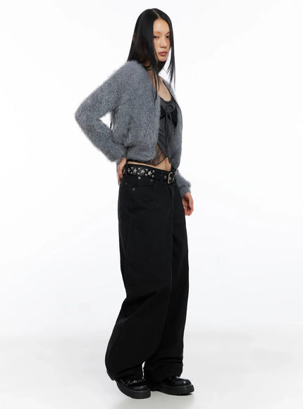 soft-knit-buttoned-cardigan-co517