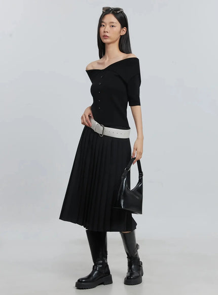 off-shoulder-buttoned-tee-iu512