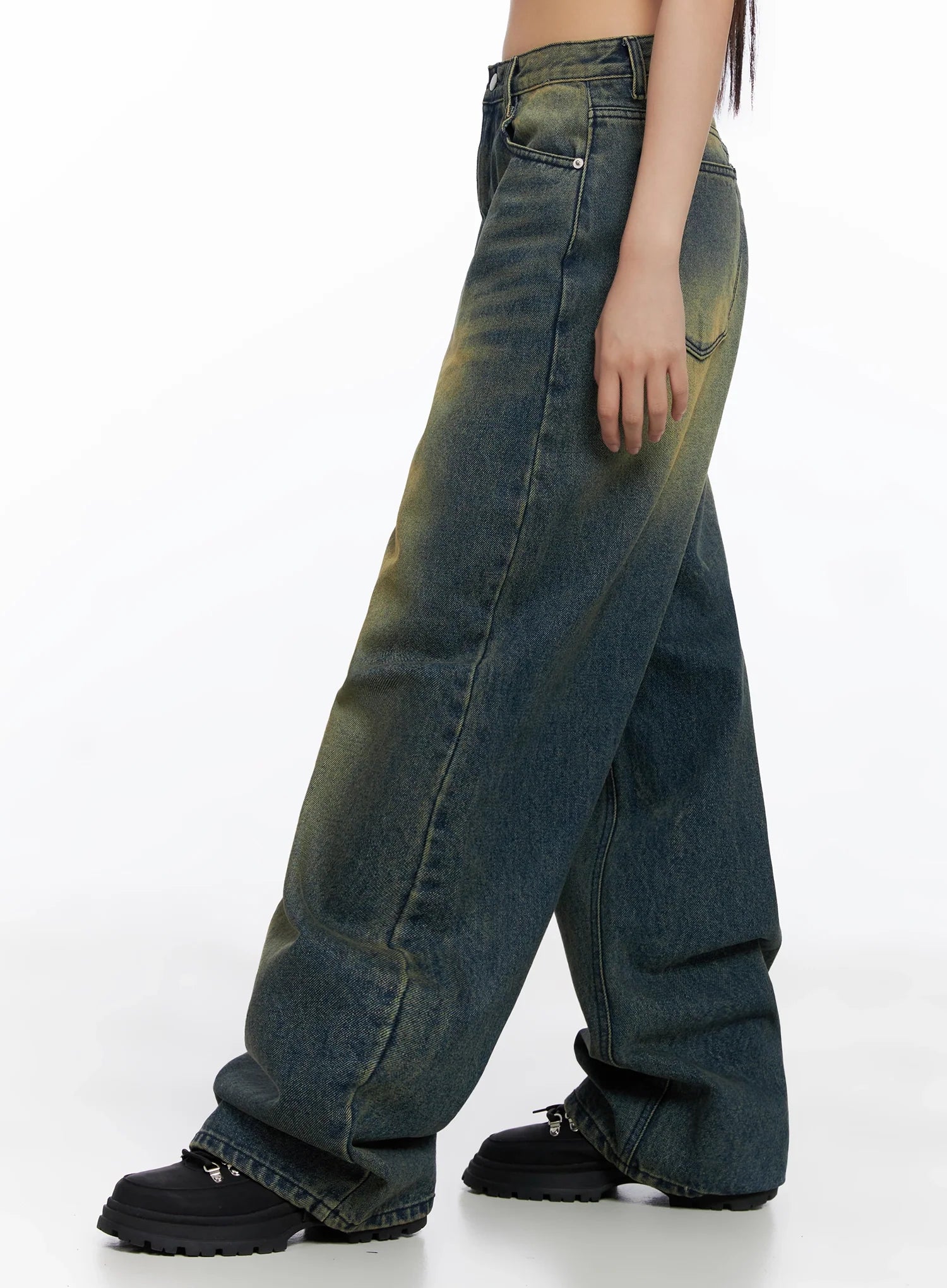 elora-washed-baggy-jeans-is525