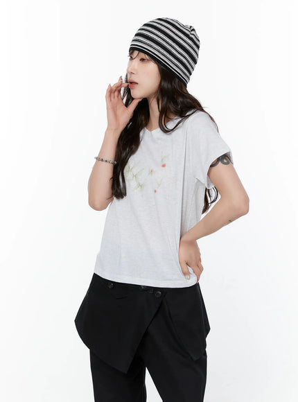 butterfly-graphic-cropped-t-shirt-cy514