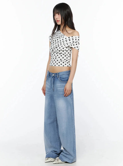 polka-dot-off-shoulder-crop-top-iy525