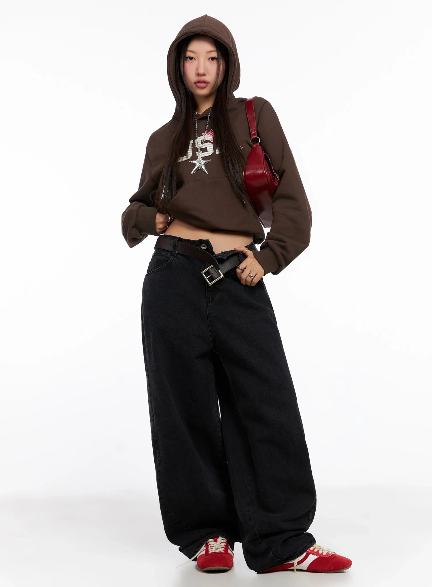 sunwoo-embroidered-wide-leg-jeans-ig528