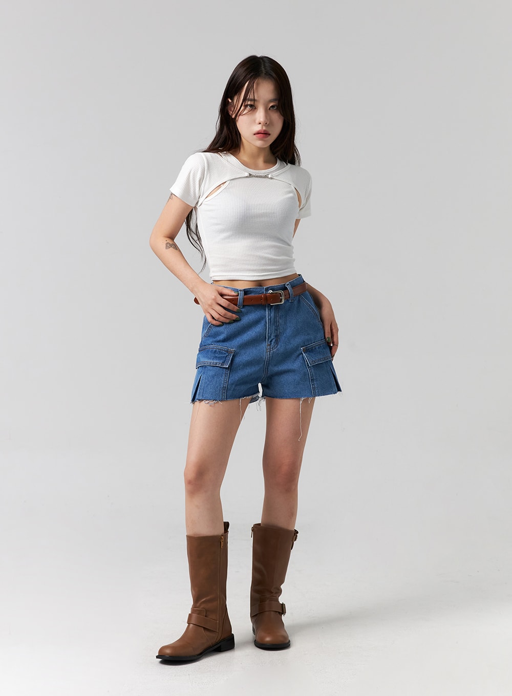 cut-out-denim-shorts-cg316