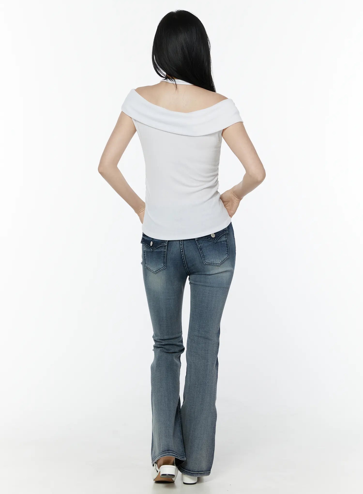 tie-detail-off-shoulder-top-iu505