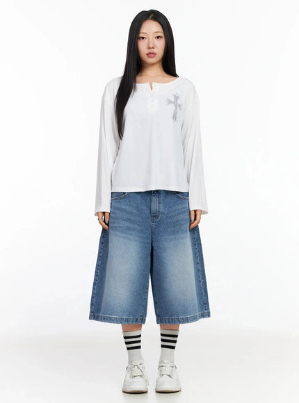 oversized-cross-detail-long-sleeve-top-ca513