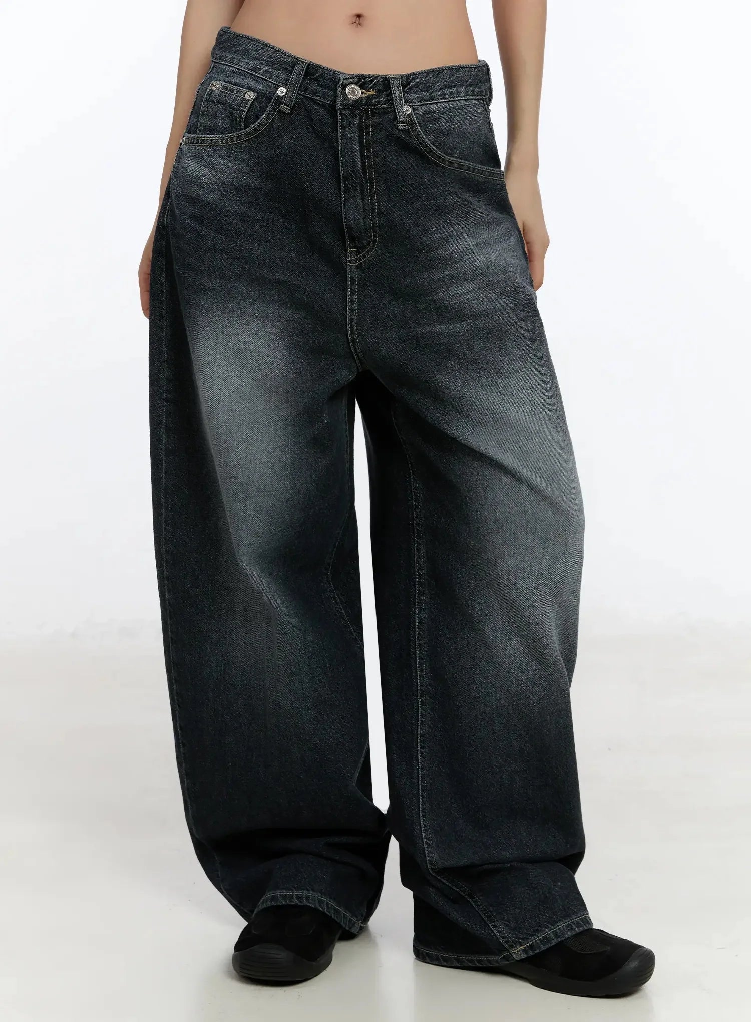 naeu-dark-washed-wide-jeans-im509