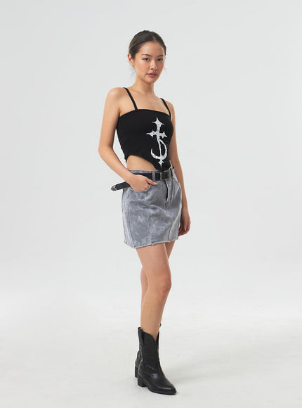 Thin Strap Graphic Top CM329