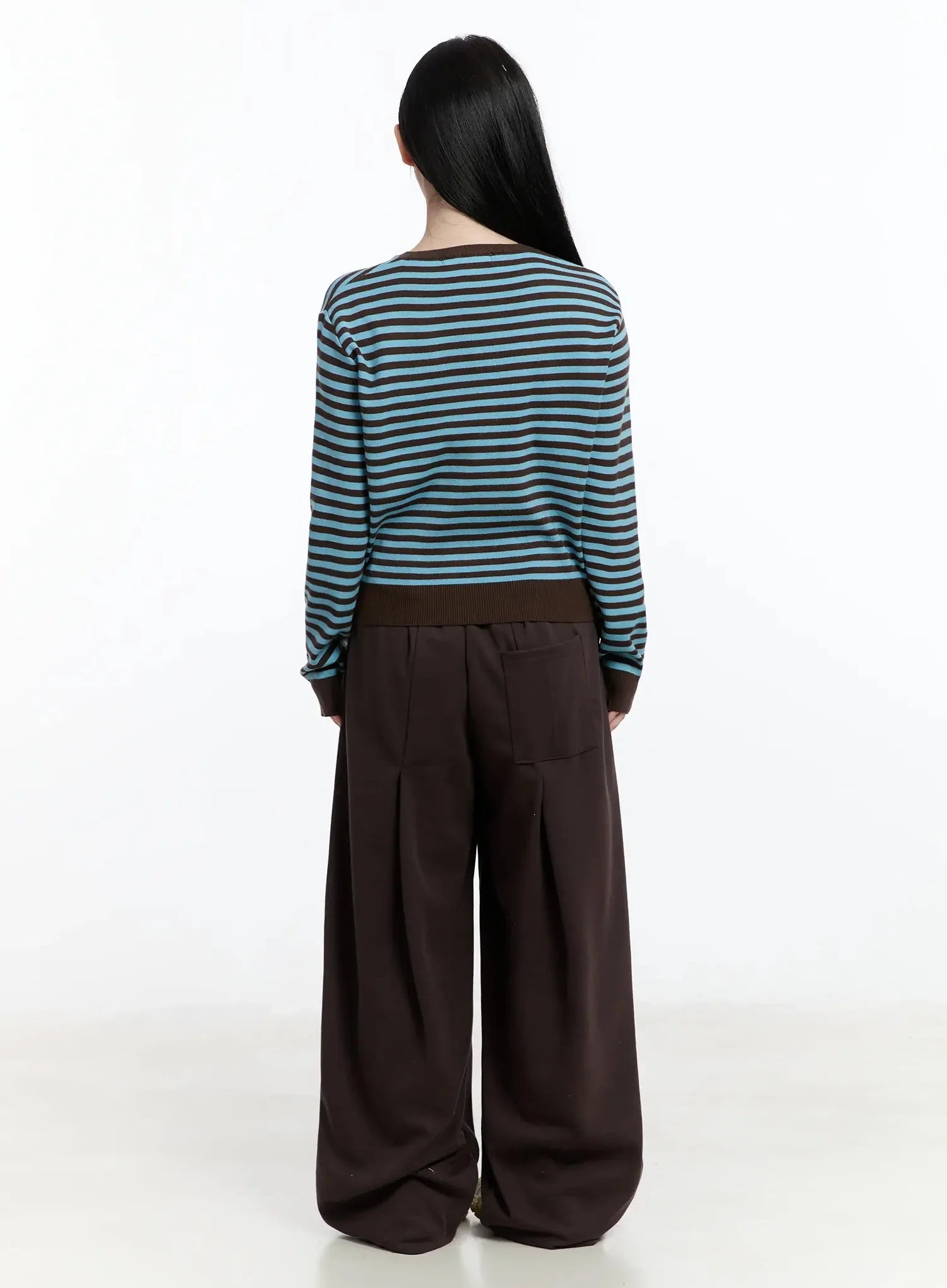 Striped Round Neck Knit Top IM519