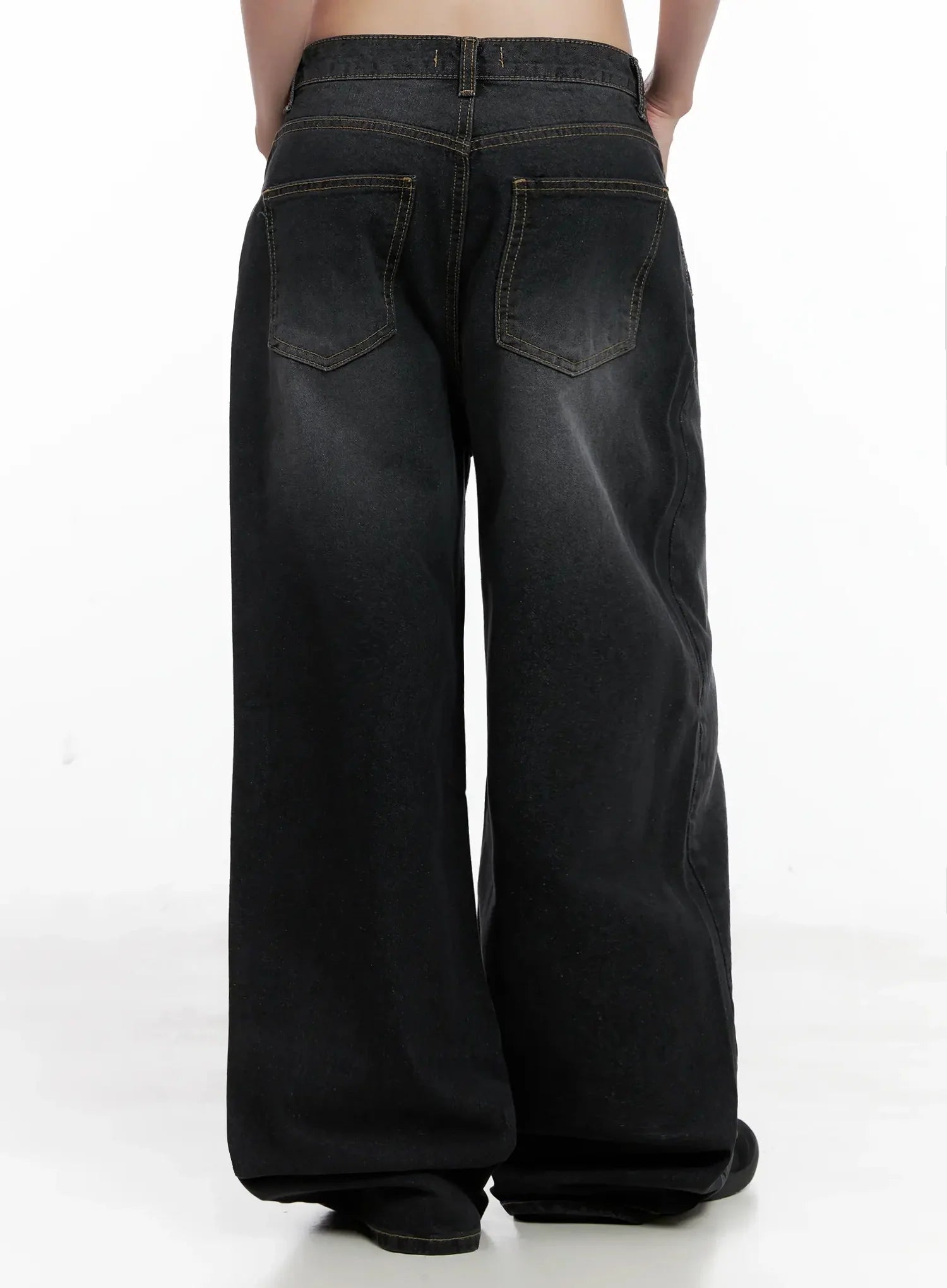 iu-vintage-black-baggy-jeans-il528