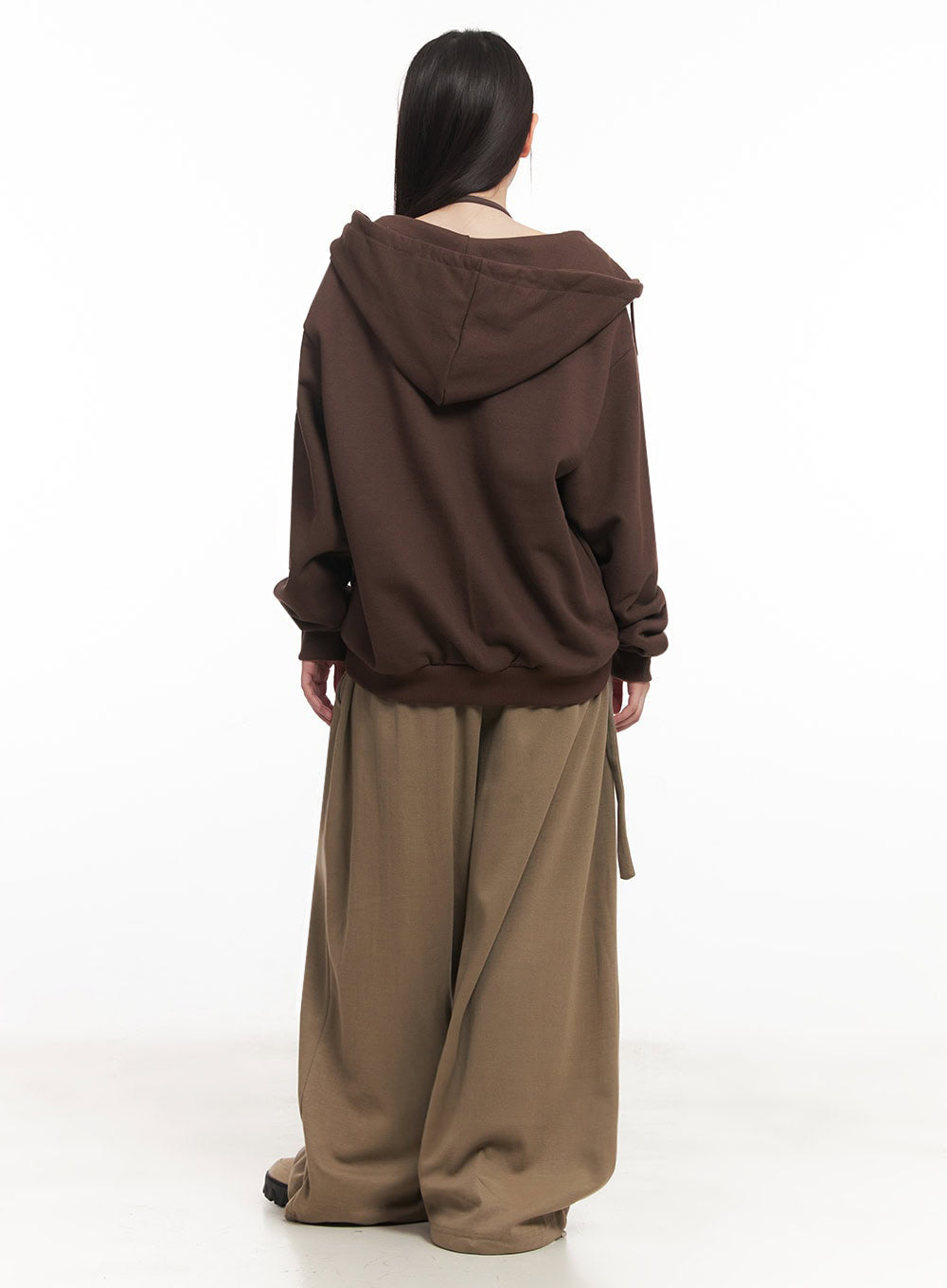 pintuck-belt-wide-leg-sweatpants-im528