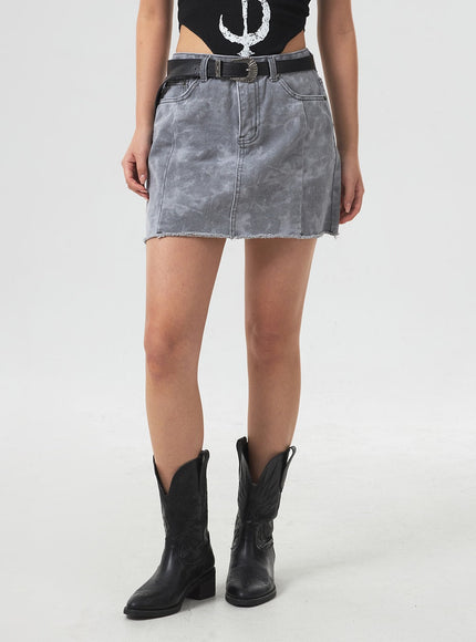 Thin Strap Graphic Top CM329