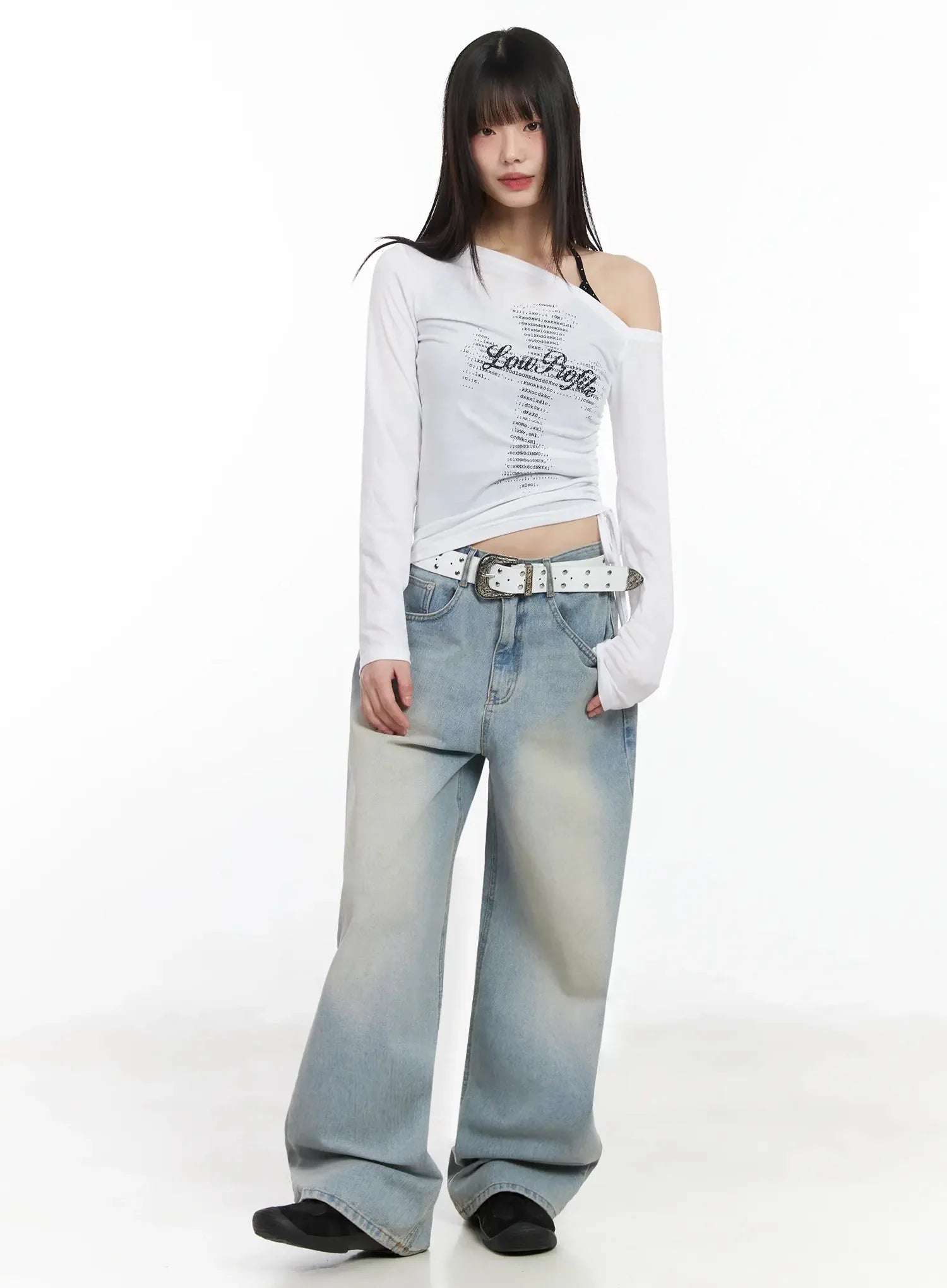 off-shoulder-graphic-crop-top-im523