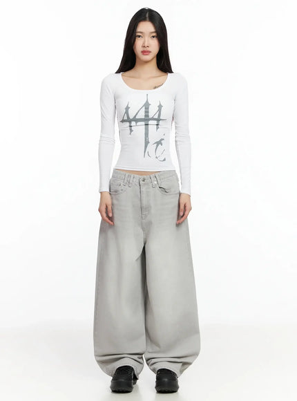 graphic-print-slim-long-sleeve-tee-ia508