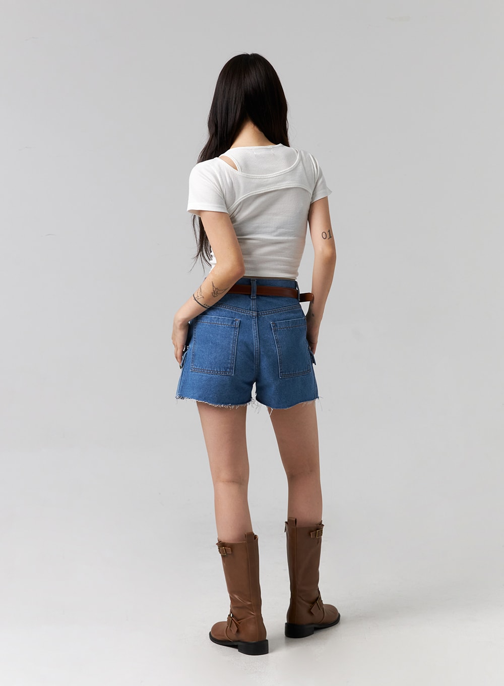 cut-out-denim-shorts-cg316