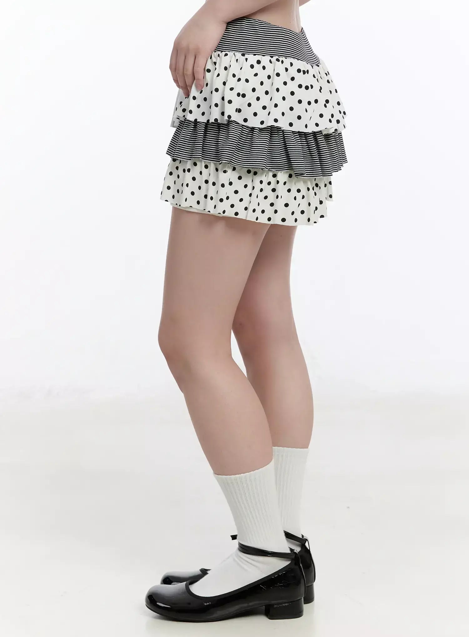 layered-frill-polka-dot-skort-im519