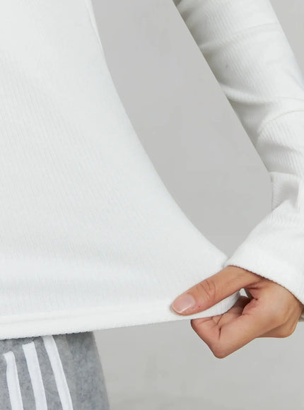 button-sleeve-ribbed-top-ij505