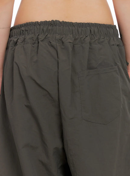 relaxed-fit-draw-string-pants-is515